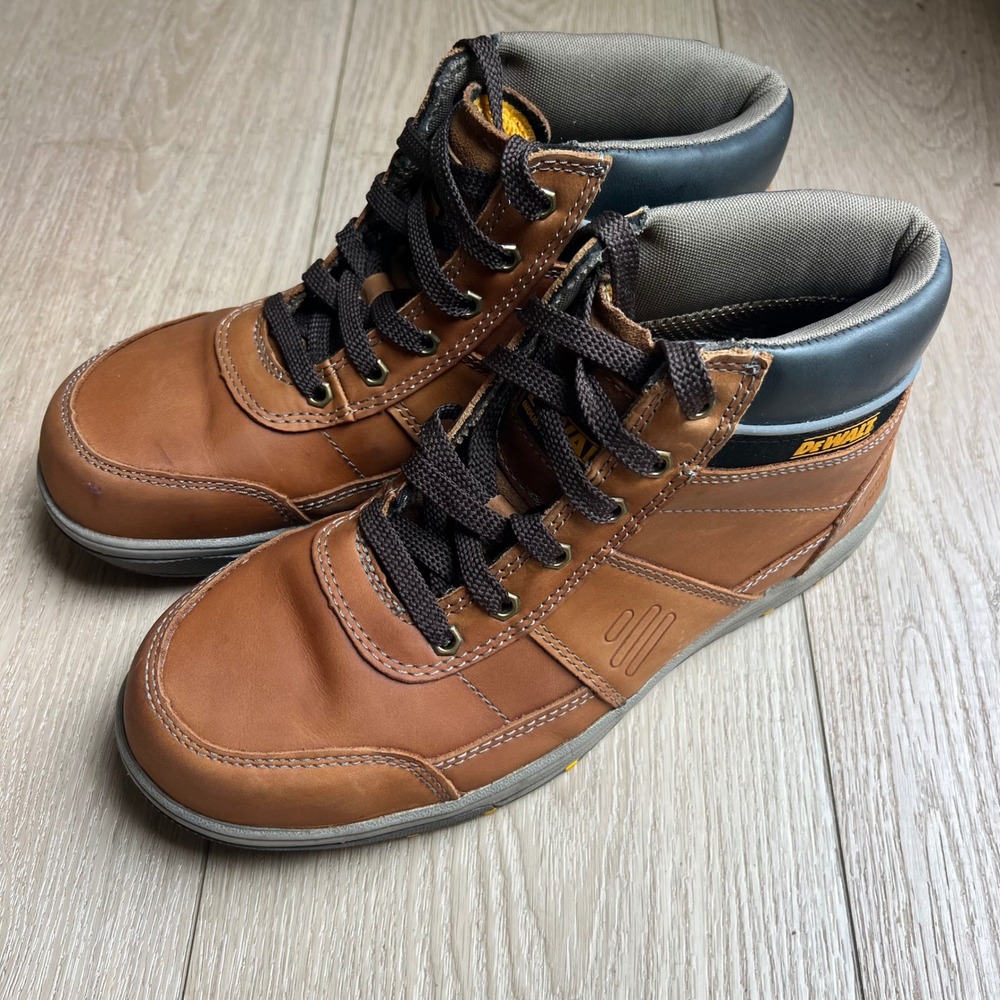 Dewalt, Camden Work Boot
Brown. Mens 12